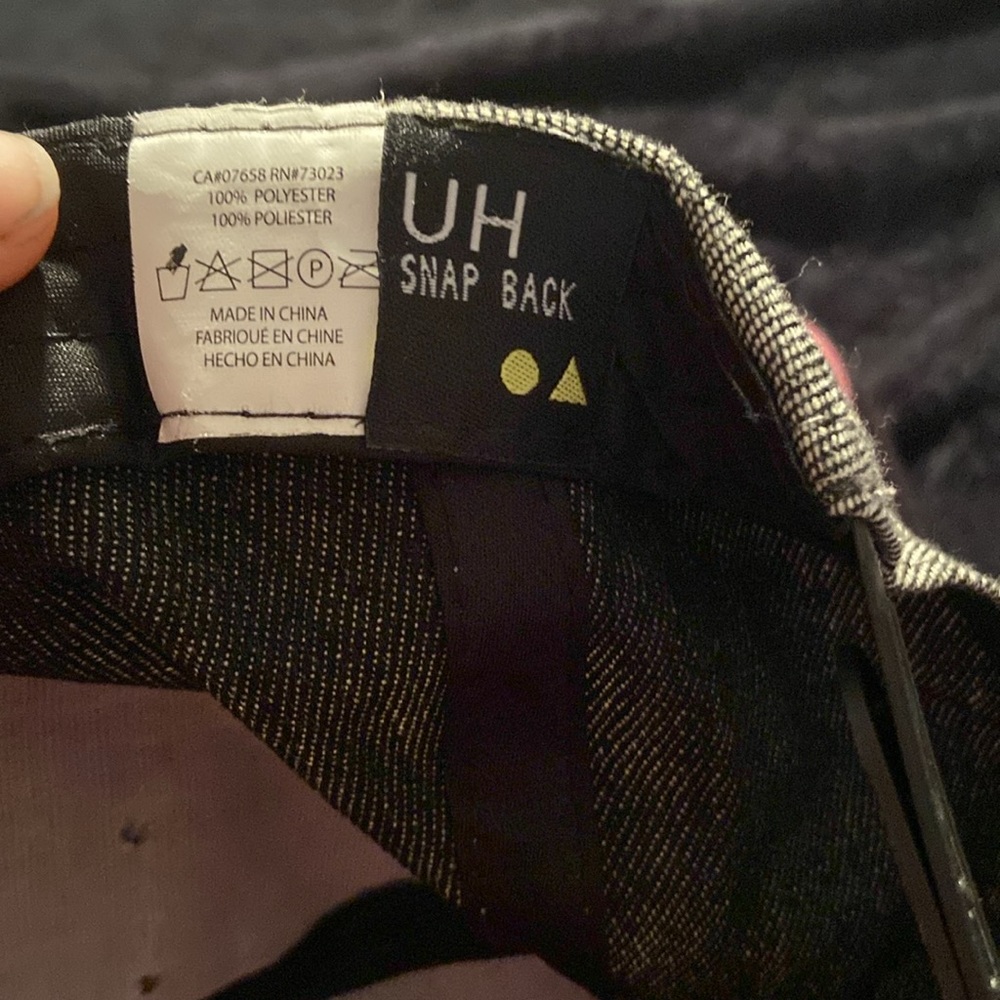 Snap Hat - Picture 2 of 2